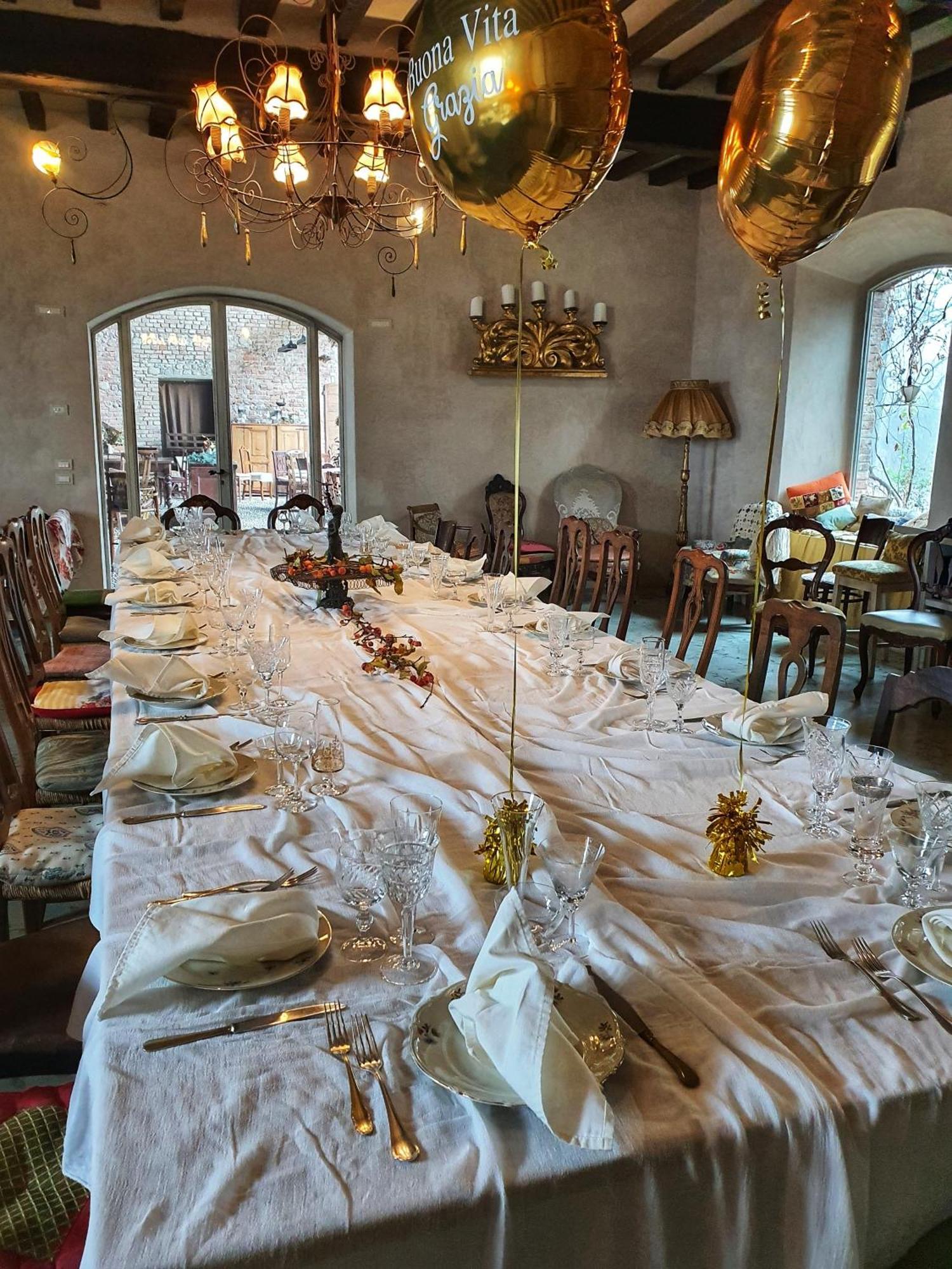 Locanda Dei Melograni Gossolengo ภายนอก รูปภาพ