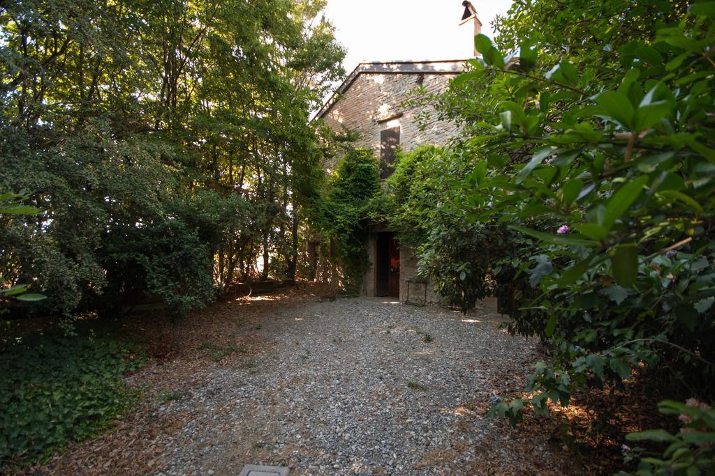 Locanda Dei Melograni Gossolengo ภายนอก รูปภาพ