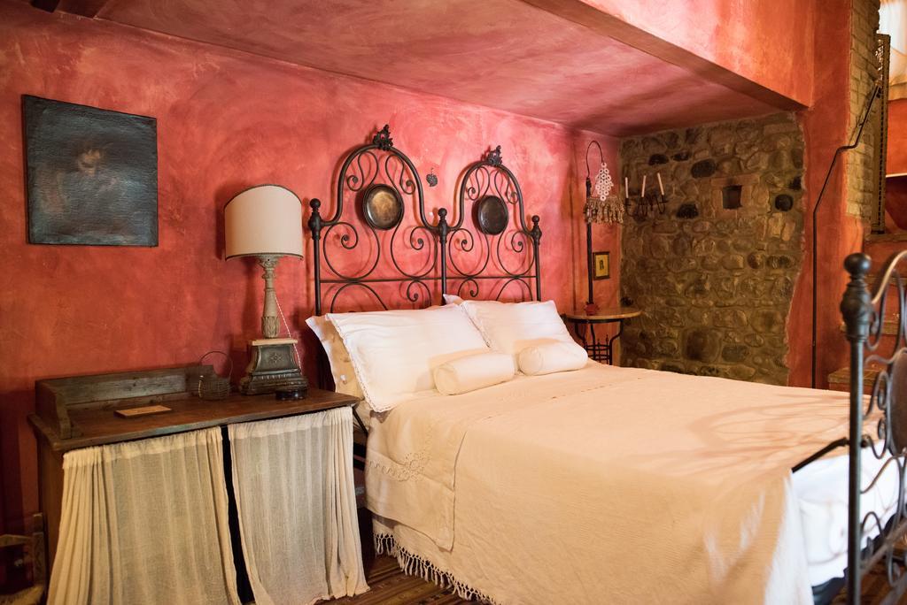 Locanda Dei Melograni Gossolengo ภายนอก รูปภาพ