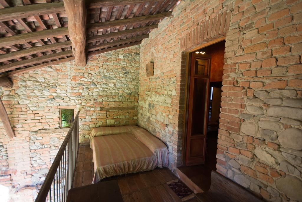 Locanda Dei Melograni Gossolengo ภายนอก รูปภาพ