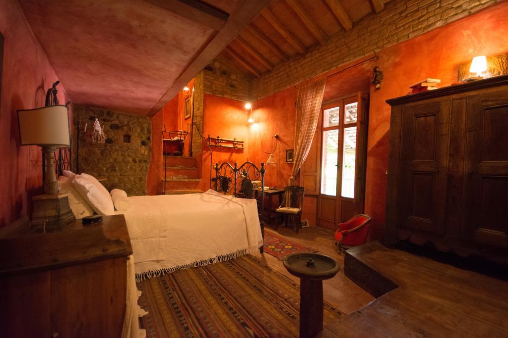 Locanda Dei Melograni Gossolengo ภายนอก รูปภาพ