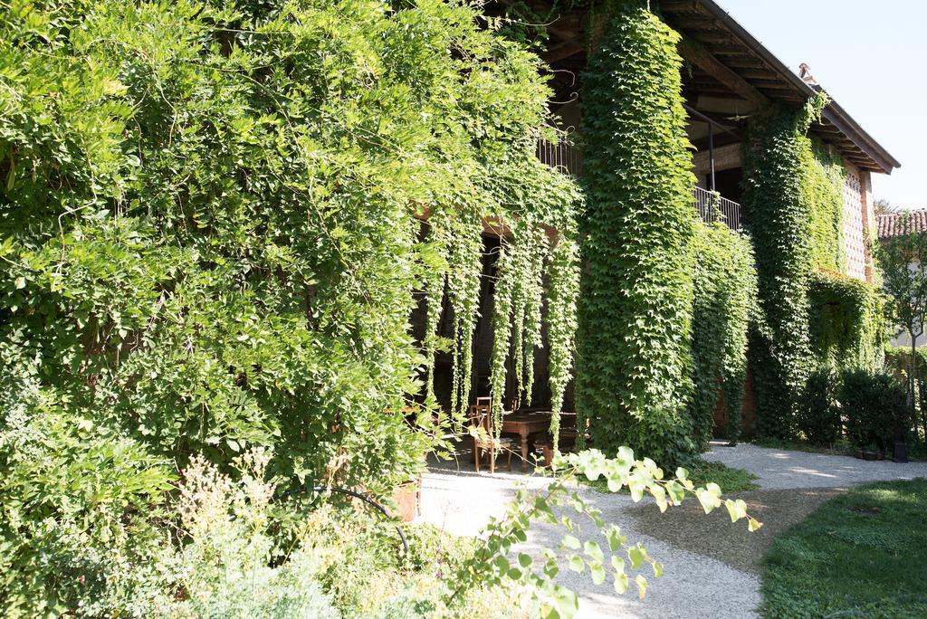 Locanda Dei Melograni Gossolengo ภายนอก รูปภาพ